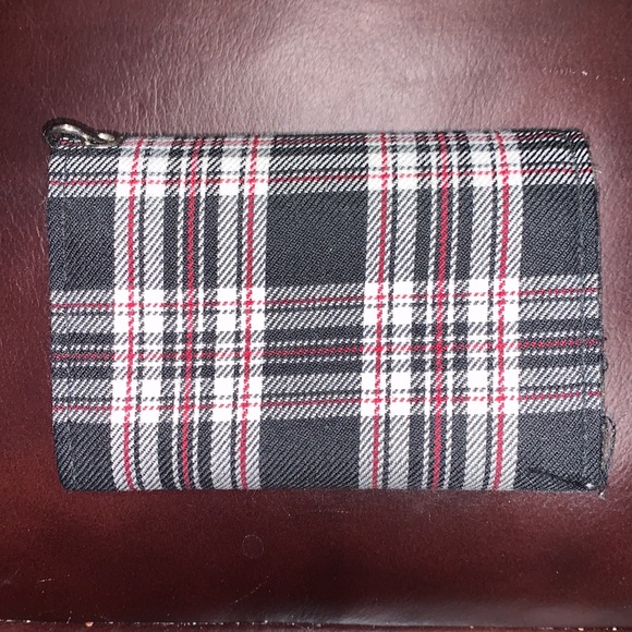 Plaid Trifold Wallet - Picture 4 of 10